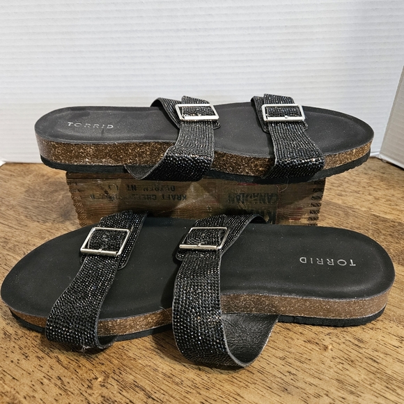 NWOT Torrid Sz 12 Black Glittery Strappy Slide Sandals with Buckles - Picture 4 of 9